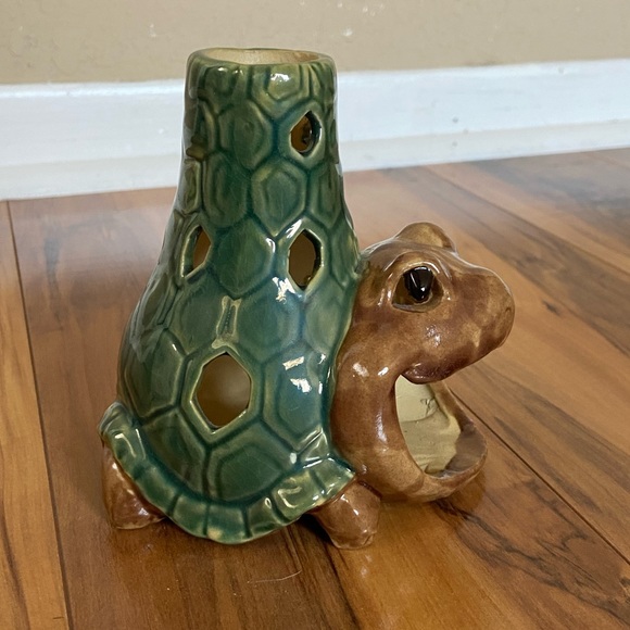 Elongated unique ceramic snapping Turtle tea candle holder decor include candles - Picture 4 of 8